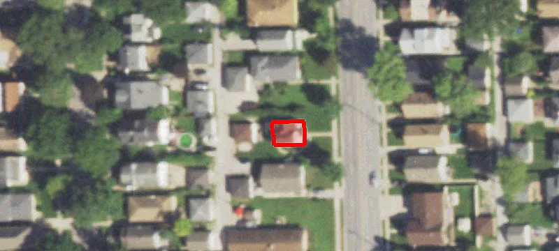 134 Ee Ave