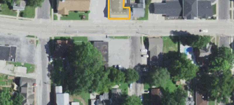 122 Main St