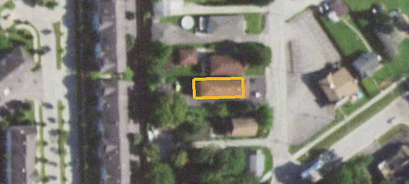 105 Clf St