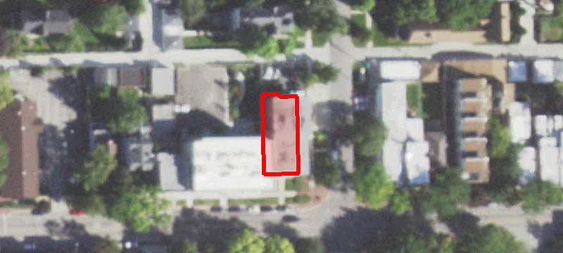 202 Chicago Ave