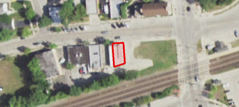 211 Burlington Ave