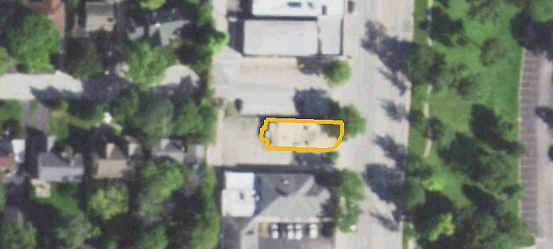 1320 Waukegan Rd