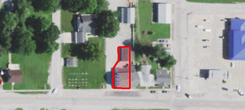 609 Main St