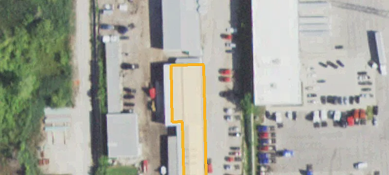 13087 Main St