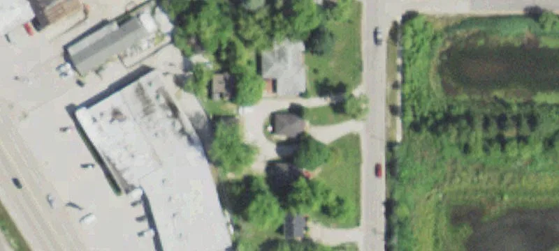 384 Ivanhoe Rd