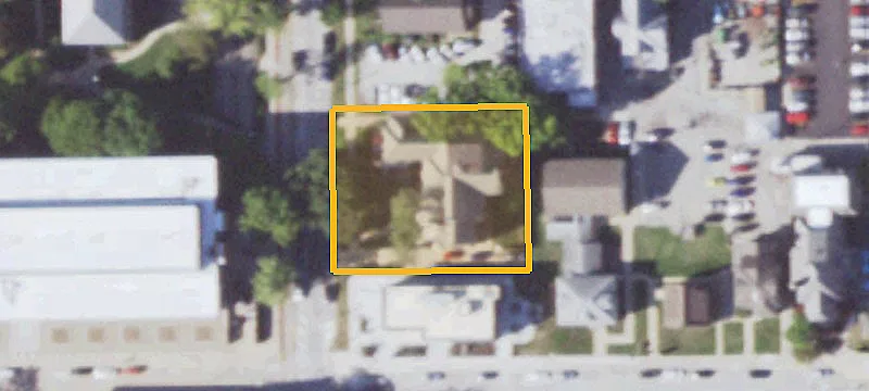706 Mathews Ave