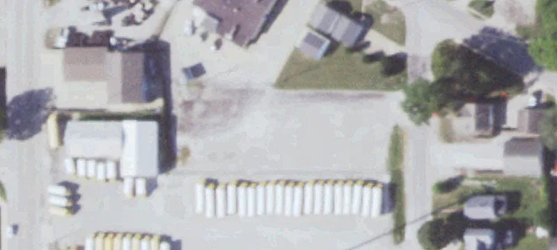 703 Bloomington Rd