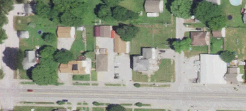 305 Main St