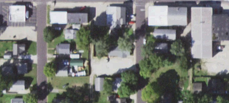 1303 10th St