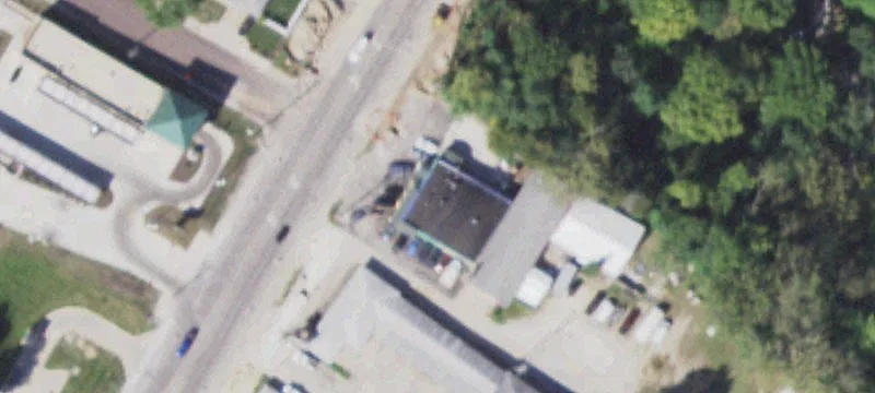 402 Main St