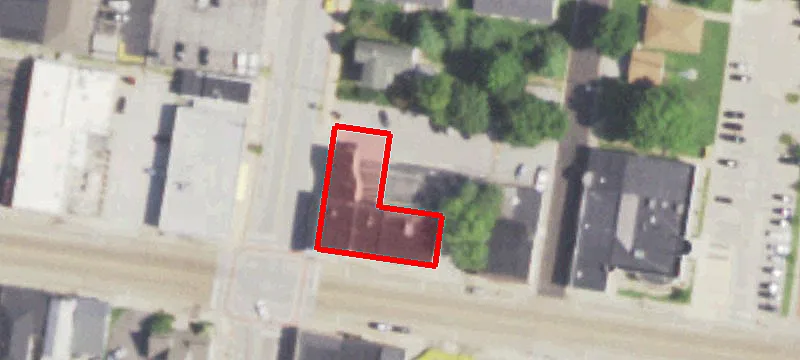 101 Main St