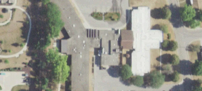 1028 Hillcrest Dr