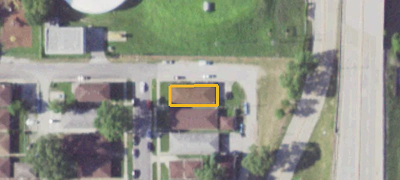 373 Greenbay Ave