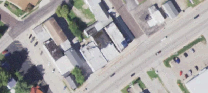 105 107th S Main St