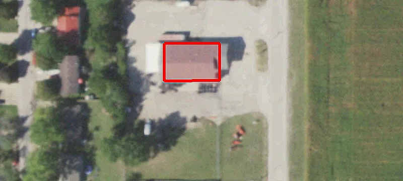 1693 County Rd 2200th E