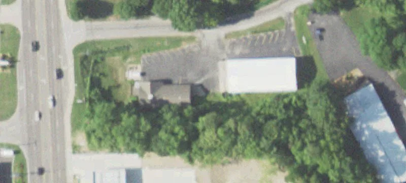 2415 Illinois St