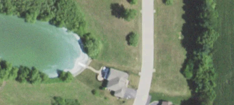 4092 Lakeshore Dr