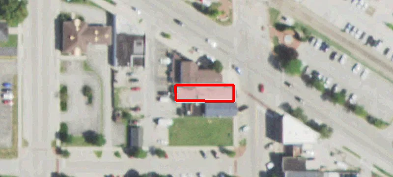 306 Cedar Lk Rd