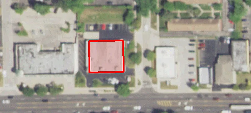 444 Roosevelt Rd
