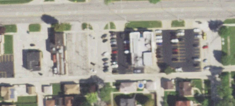 8815 Cermak Rd