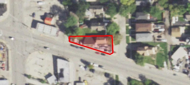 320 8th Ave