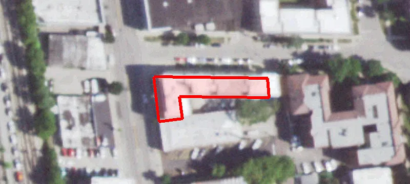 949 Chicago Ave