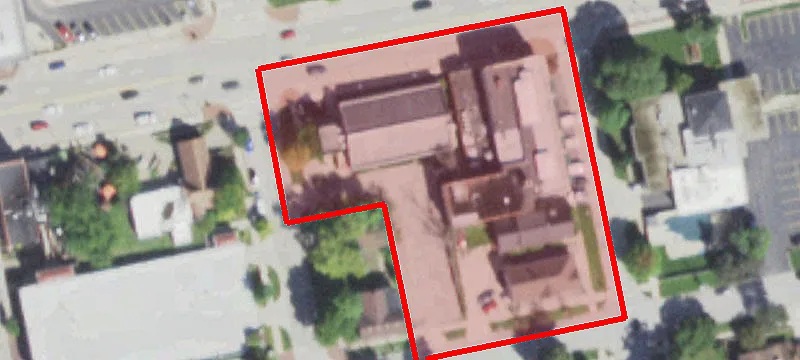303 Main St