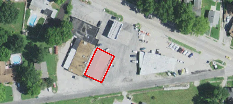 1040 Main St