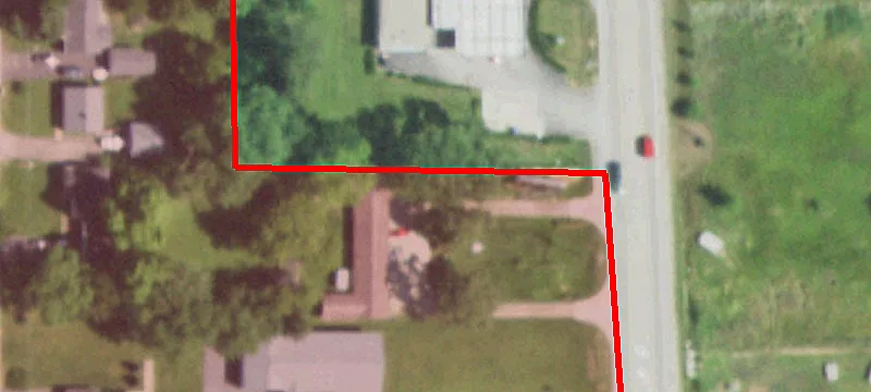 1590 Main St