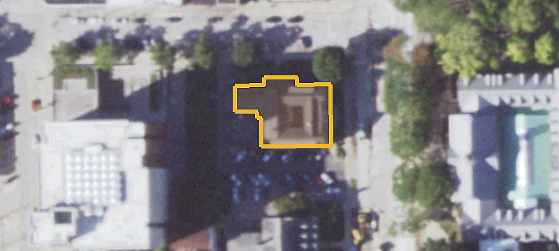 611 Daniel St