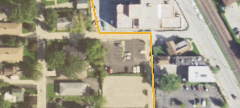 228 Grn Bay Rd