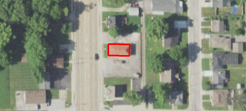 2406 Ctr St