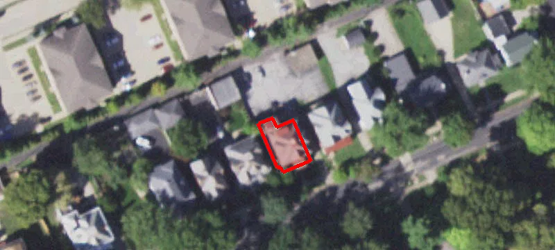 1001 Moss Ave