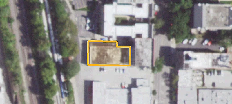 1310 Chicago Ave