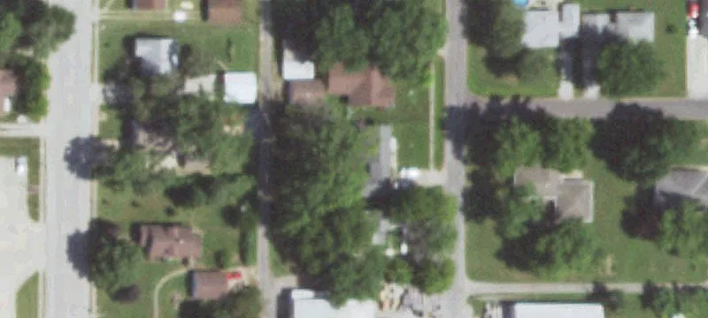 213 Oak St