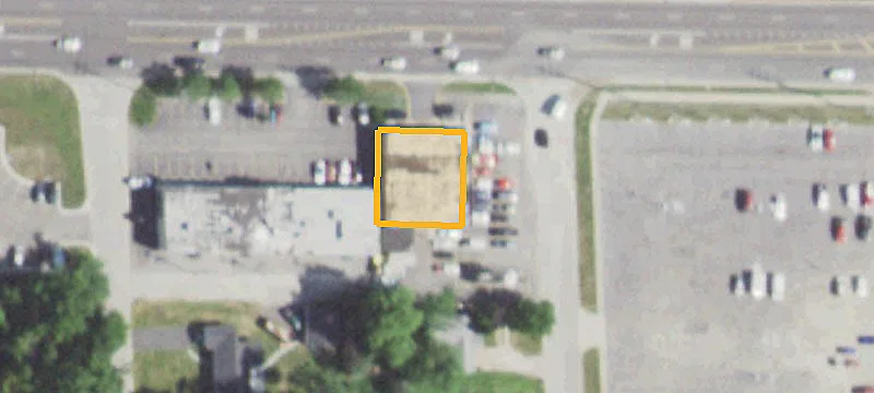 325 Roosevelt Rd