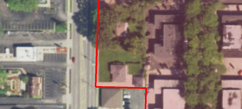 2127 Lewis Ave