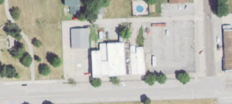 33 Frnt St