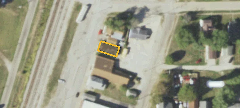 612 Commercial St