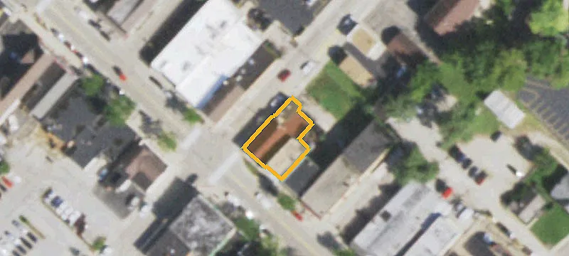 202 Main St