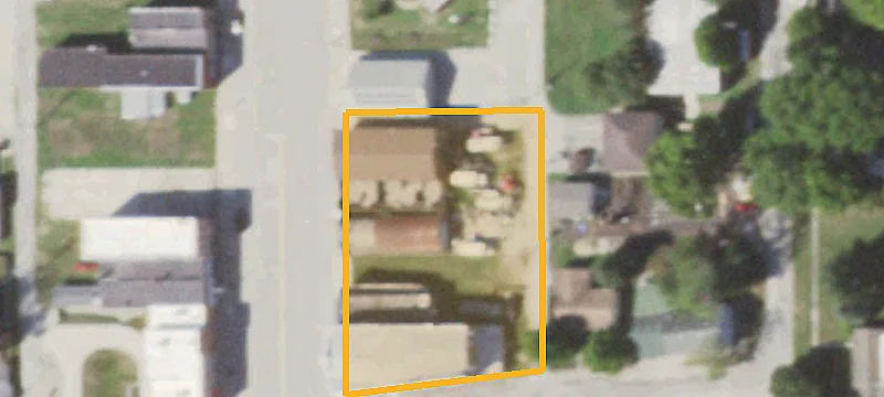 123 Main St
