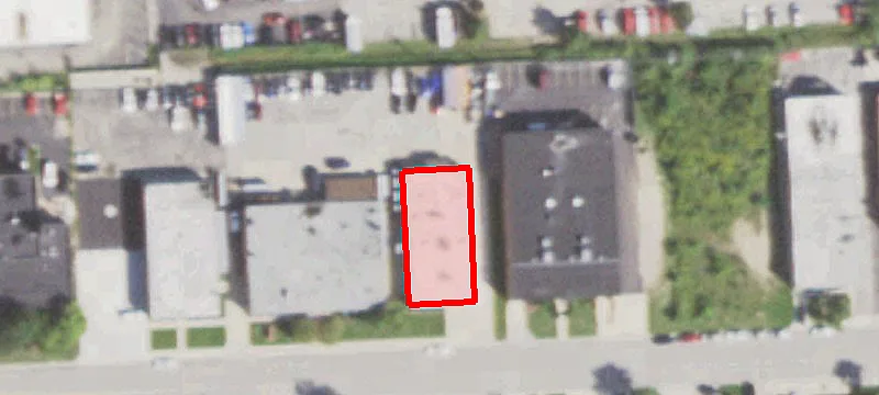 806 Lunt Ave