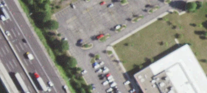 1000 Lakeside Dr