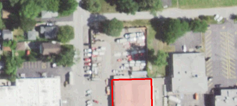 213 Pkwy Ave