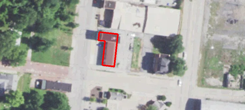 100 7th St