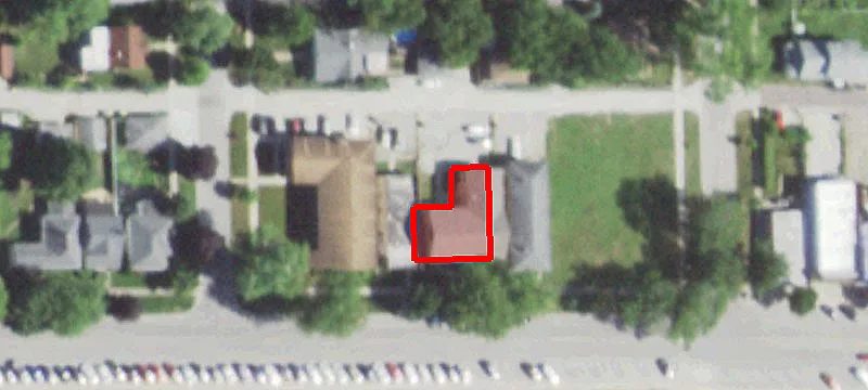 34 Burlington Ave