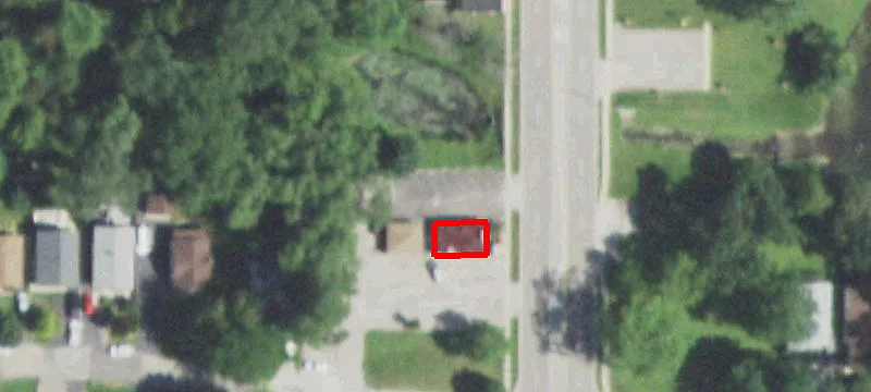 1108 Cedar Lk Rd