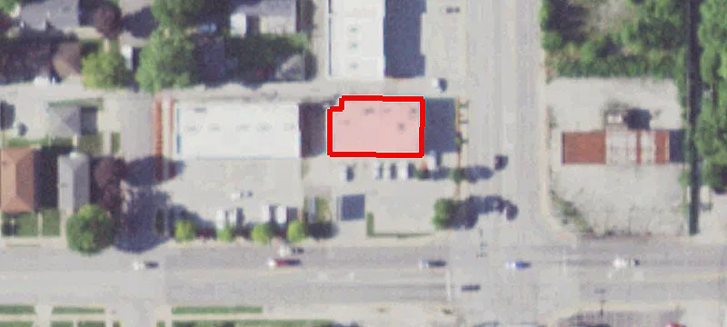 636 Sibley Blvd