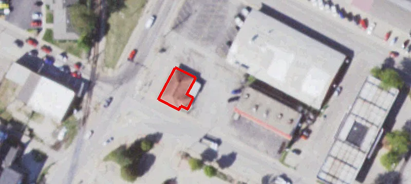 303 Margaret St