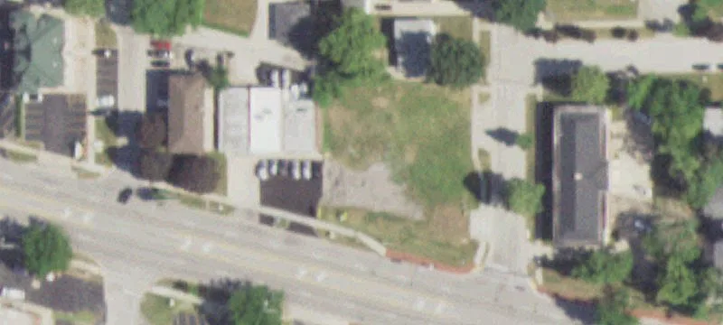 1347 Irving Park Rd
